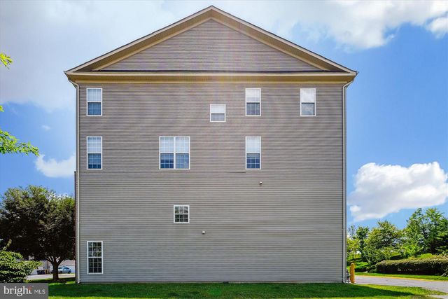 15551 JOHN DISKIN CIR, Woodbridge, VA 22191