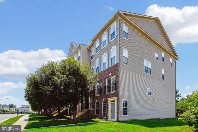 15551 JOHN DISKIN CIR, Woodbridge, VA 22191