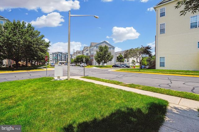 15551 JOHN DISKIN CIR, Woodbridge, VA 22191