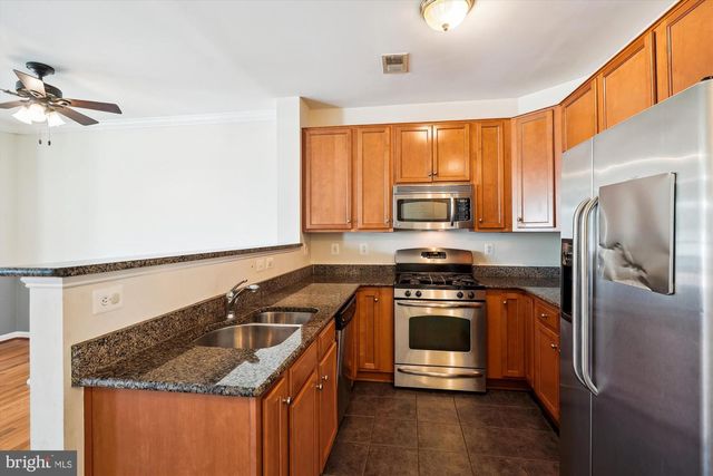 15551 JOHN DISKIN CIR, Woodbridge, VA 22191
