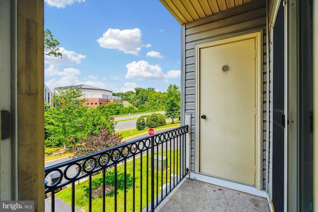15551 JOHN DISKIN CIR, Woodbridge, VA 22191