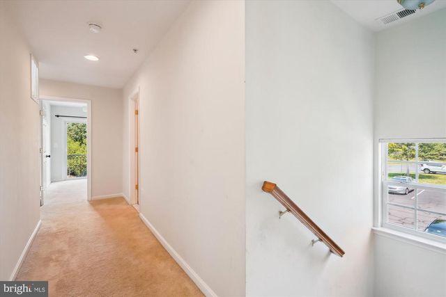 15551 JOHN DISKIN CIR, Woodbridge, VA 22191