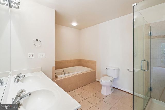 15551 JOHN DISKIN CIR, Woodbridge, VA 22191