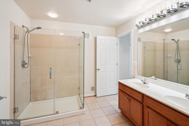 15551 JOHN DISKIN CIR, Woodbridge, VA 22191