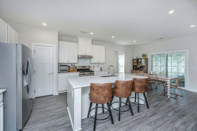 133 Country Oaks Lane, Charleston, SC 29492
