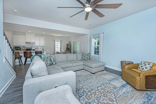 133 Country Oaks Lane, Charleston, SC 29492