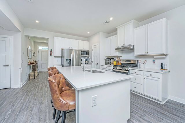 133 Country Oaks Lane, Charleston, SC 29492