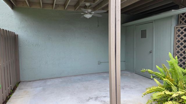 1212 Breezy Way 7h, Sebastian, FL 32958