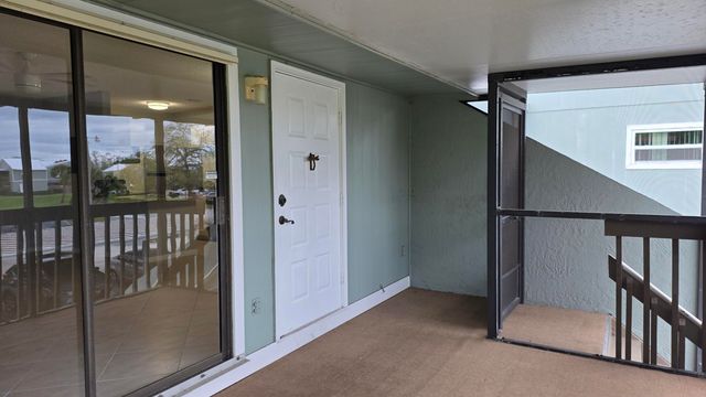 1212 Breezy Way 7h, Sebastian, FL 32958