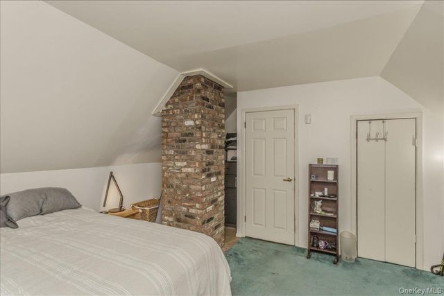 111 Birch Lane, Valley Stream, NY 11581