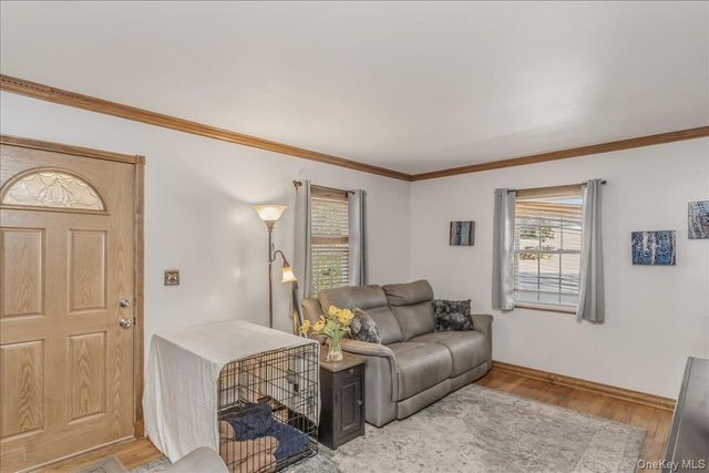 111 Birch Lane, Valley Stream, NY 11581