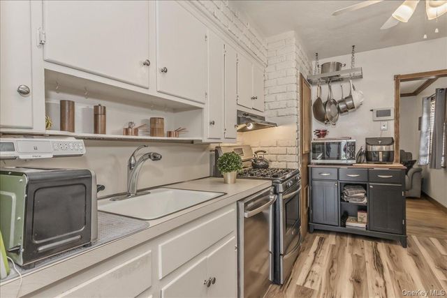 111 Birch Lane, Valley Stream, NY 11581