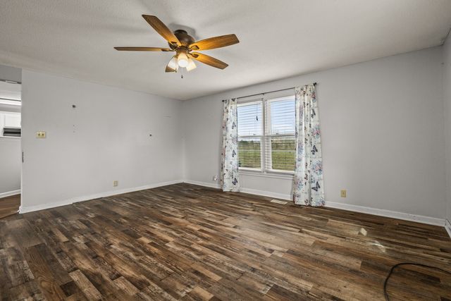 143 Prospect Rd, Fayetteville, TN 37334