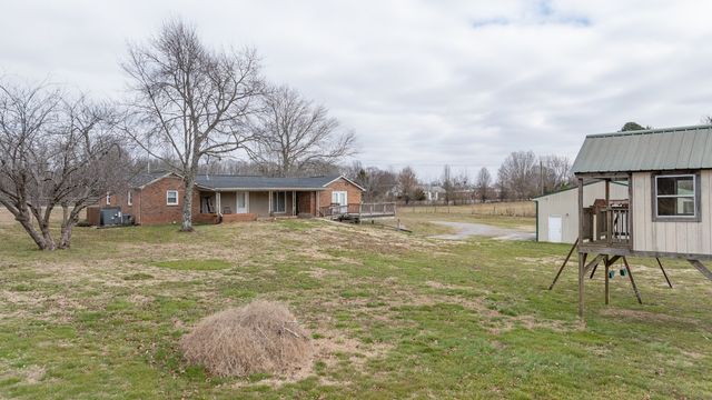 143 Prospect Rd, Fayetteville, TN 37334