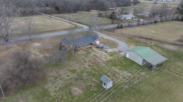 143 Prospect Rd, Fayetteville, TN 37334