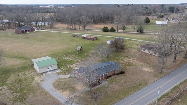 143 Prospect Rd, Fayetteville, TN 37334