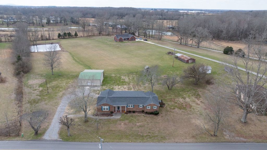 143 Prospect Rd, Fayetteville, TN 37334