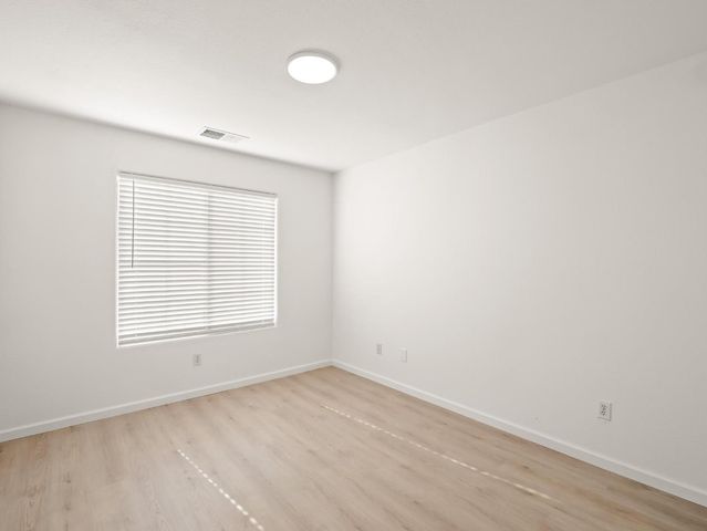 4068 W Weldon Avenue, Fresno, CA 93722