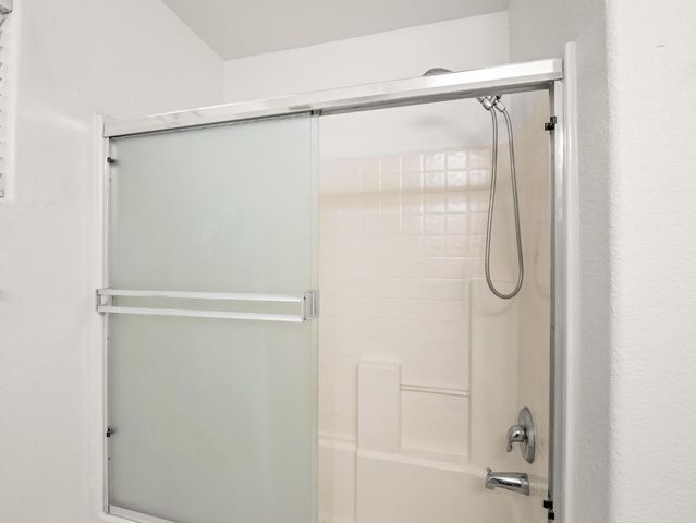 4068 W Weldon Avenue, Fresno, CA 93722