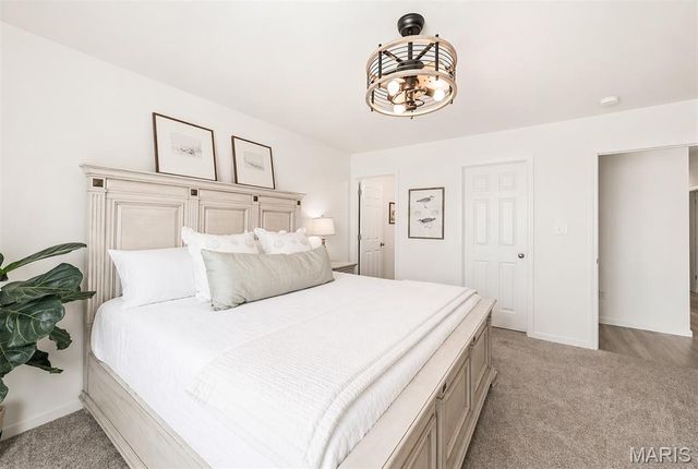 235 Crestfield Court, St Charles, MO 63301