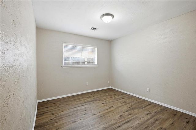 8925 N Eagle Lane, Oklahoma City, OK 73132