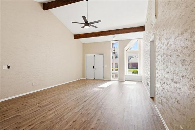 8925 N Eagle Lane, Oklahoma City, OK 73132