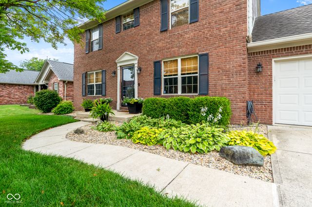7816 Rock Rose Court, Indianapolis, IN 46237