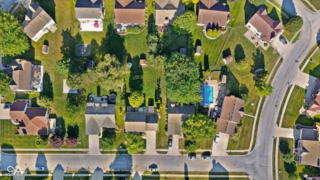 7816 Rock Rose Court, Indianapolis, IN 46237