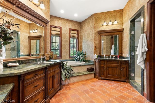 47 Club Vista Drive, Henderson, NV 89052