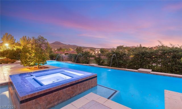 47 Club Vista Drive, Henderson, NV 89052