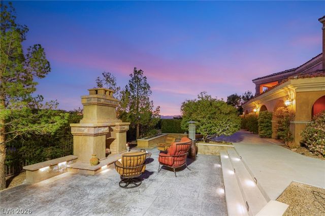 47 Club Vista Drive, Henderson, NV 89052