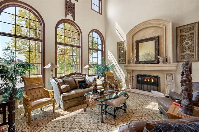 47 Club Vista Drive, Henderson, NV 89052