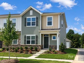 302 Sagecroft Lane, Indian Trail, NC 28079