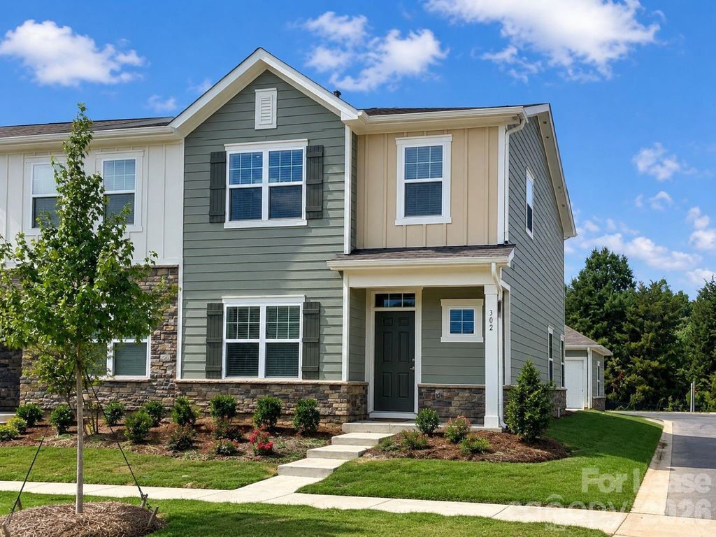 302 Sagecroft Lane, Indian Trail, NC 28079