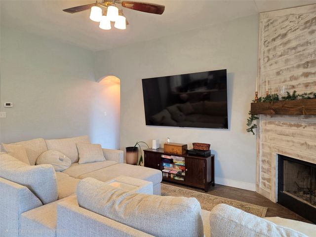 4017 Kerley CT, Hutto, TX 78634