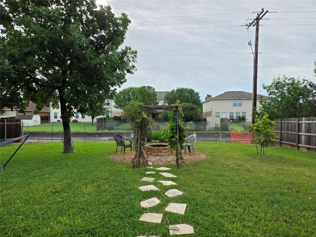 4017 Kerley CT, Hutto, TX 78634
