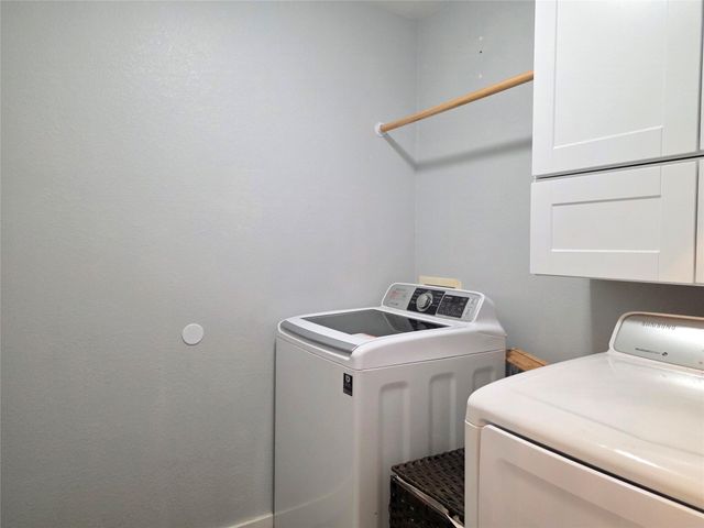 4017 Kerley CT, Hutto, TX 78634