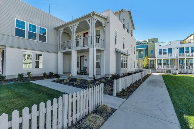 11207 S KESTREL RISE RD, South Jordan, UT 84009