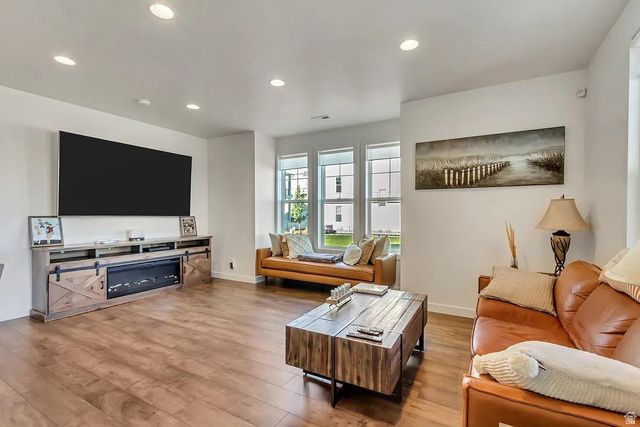 11207 S KESTREL RISE RD, South Jordan, UT 84009