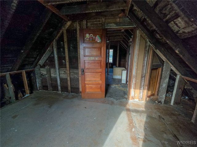 1710 Niagara Street, Niagara Falls, NY 14303