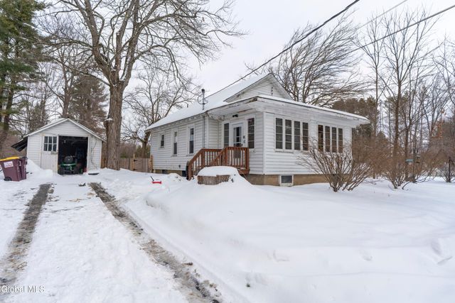 759 Malta Ave Extension, Ballston Spa, NY 12020