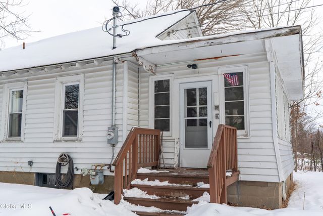 759 Malta Ave Extension, Ballston Spa, NY 12020