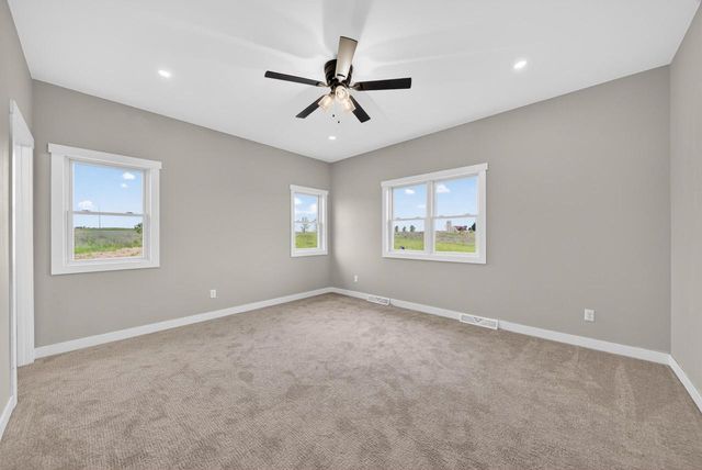 2906 Stonebrook DRIVE, Sheboygan, WI 53081