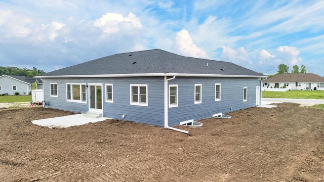 2906 Stonebrook DRIVE, Sheboygan, WI 53081