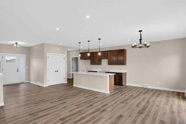 2906 Stonebrook DRIVE, Sheboygan, WI 53081