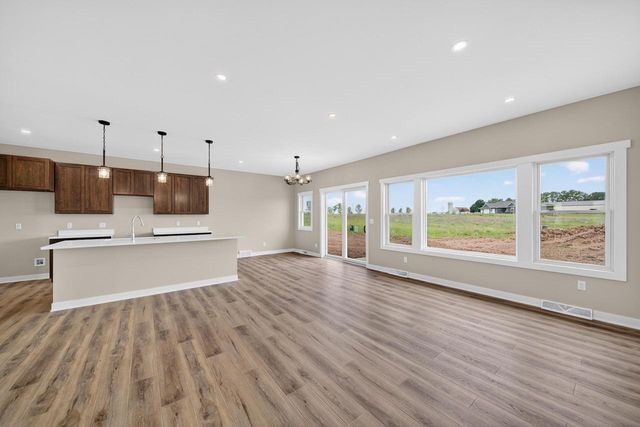 2906 Stonebrook DRIVE, Sheboygan, WI 53081