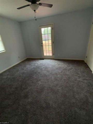 327 Mar Don Hills Court, Winston-salem, NC 27104