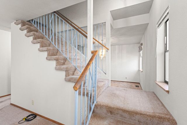 14800 McElroy Rd, Auburn, CA 95602