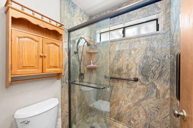 14800 McElroy Rd, Auburn, CA 95602