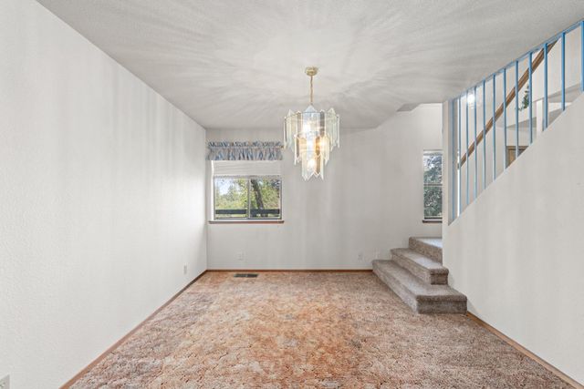 14800 McElroy Rd, Auburn, CA 95602